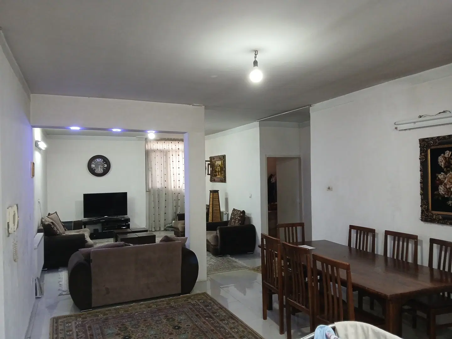 واحد مسکونی در ۱۳ ابان