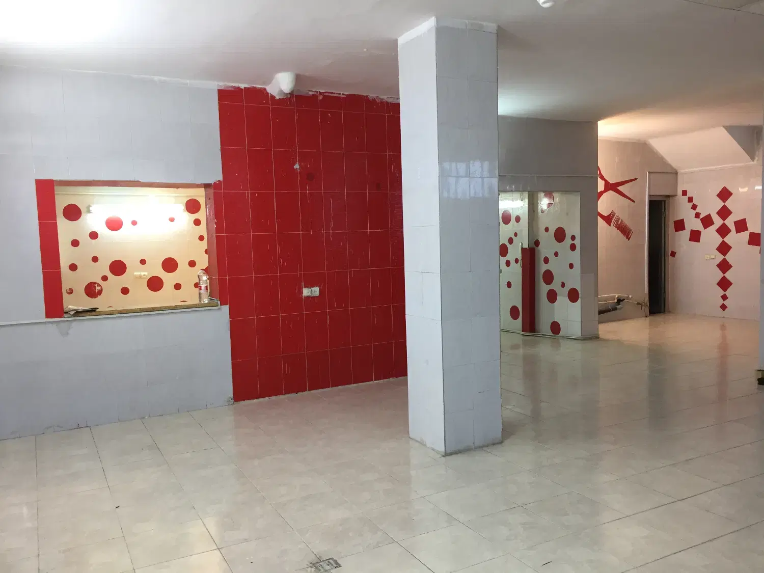 اجاره زیرزمین ۱۲۰ متری تجاری