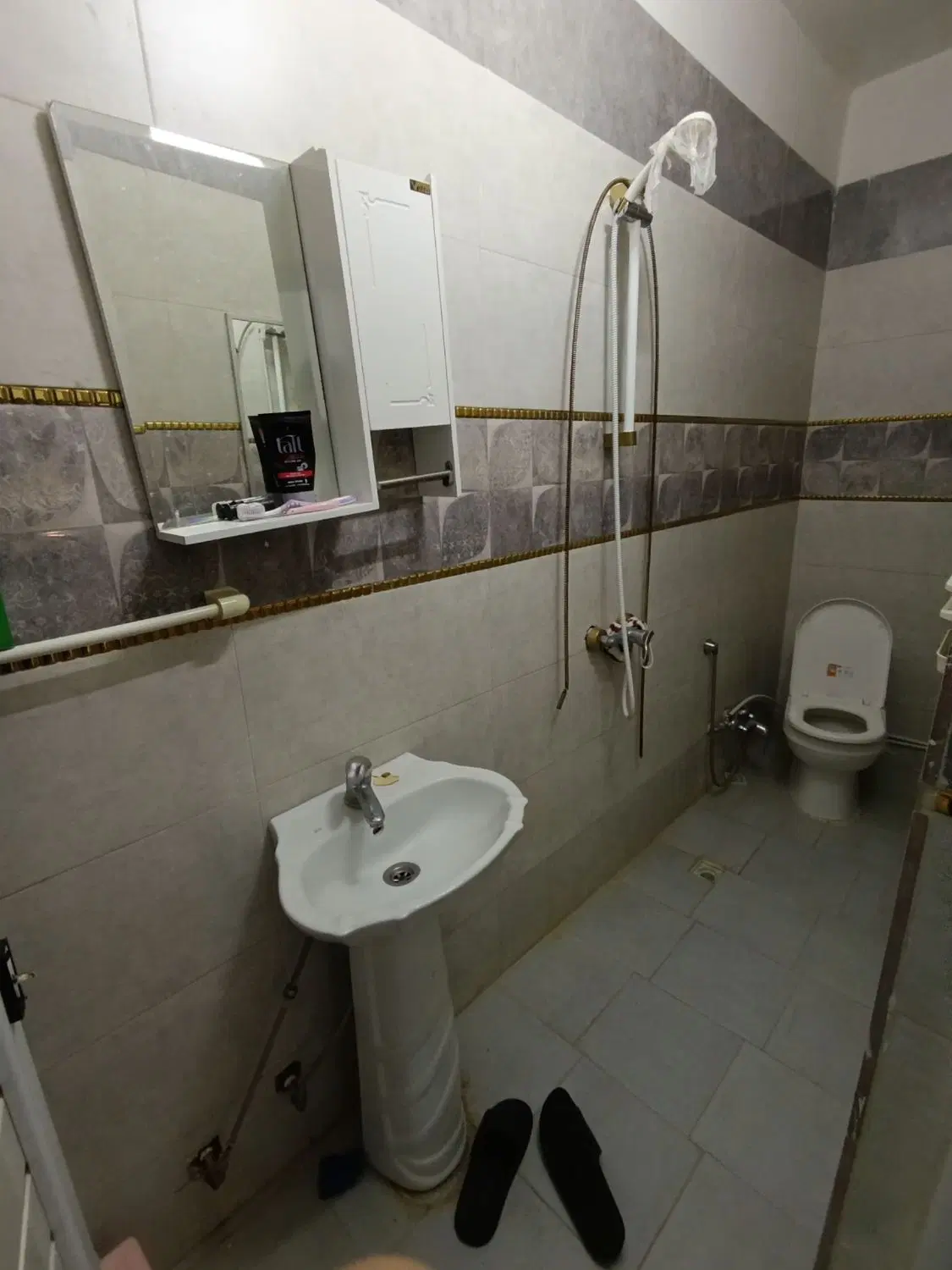 رهن و اجاره سوئیت ۶۰ متری