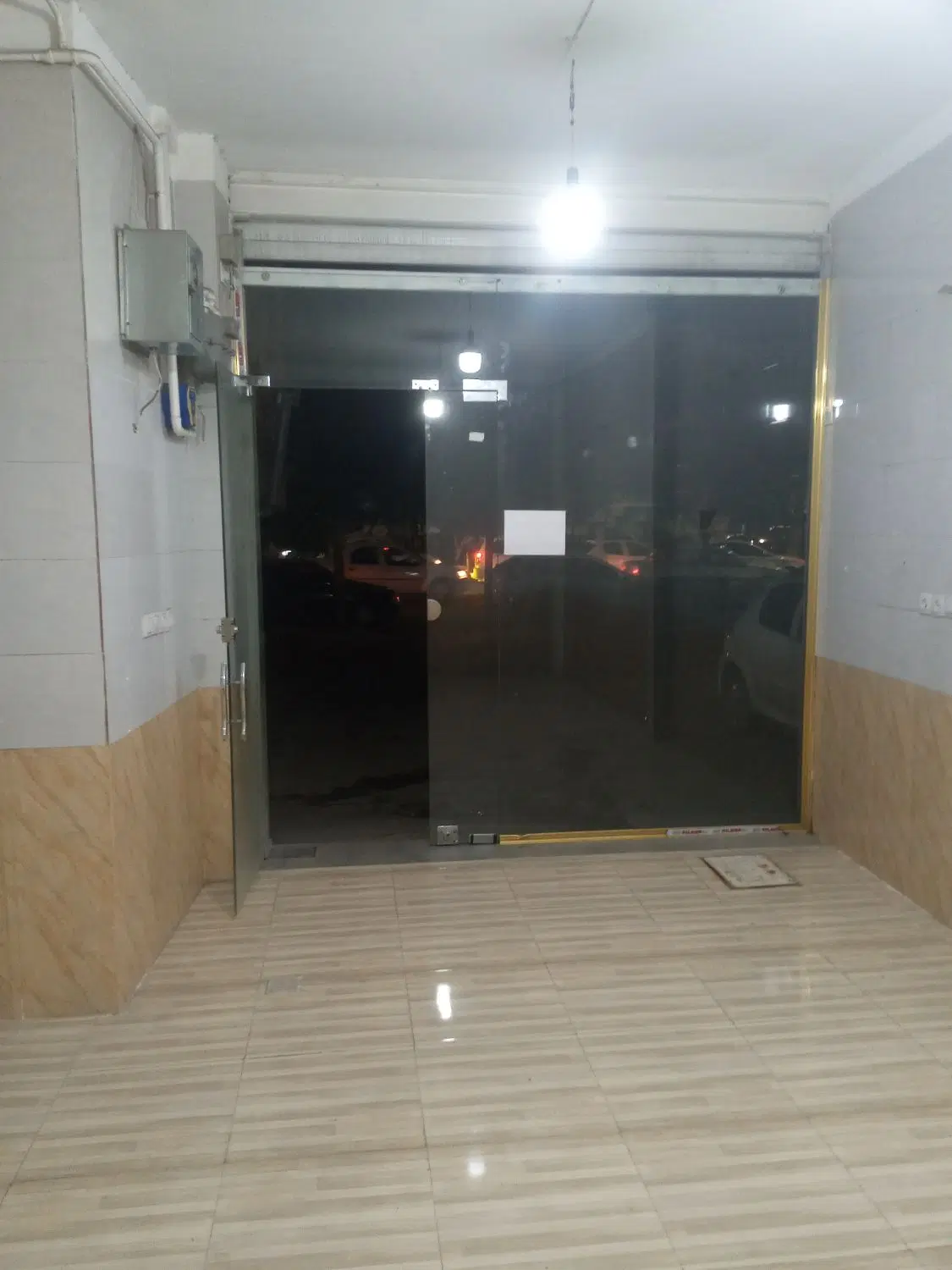 اجاره مغازه.مابین چهارراه بهاروحجتی.متراژ۳۵متری.
