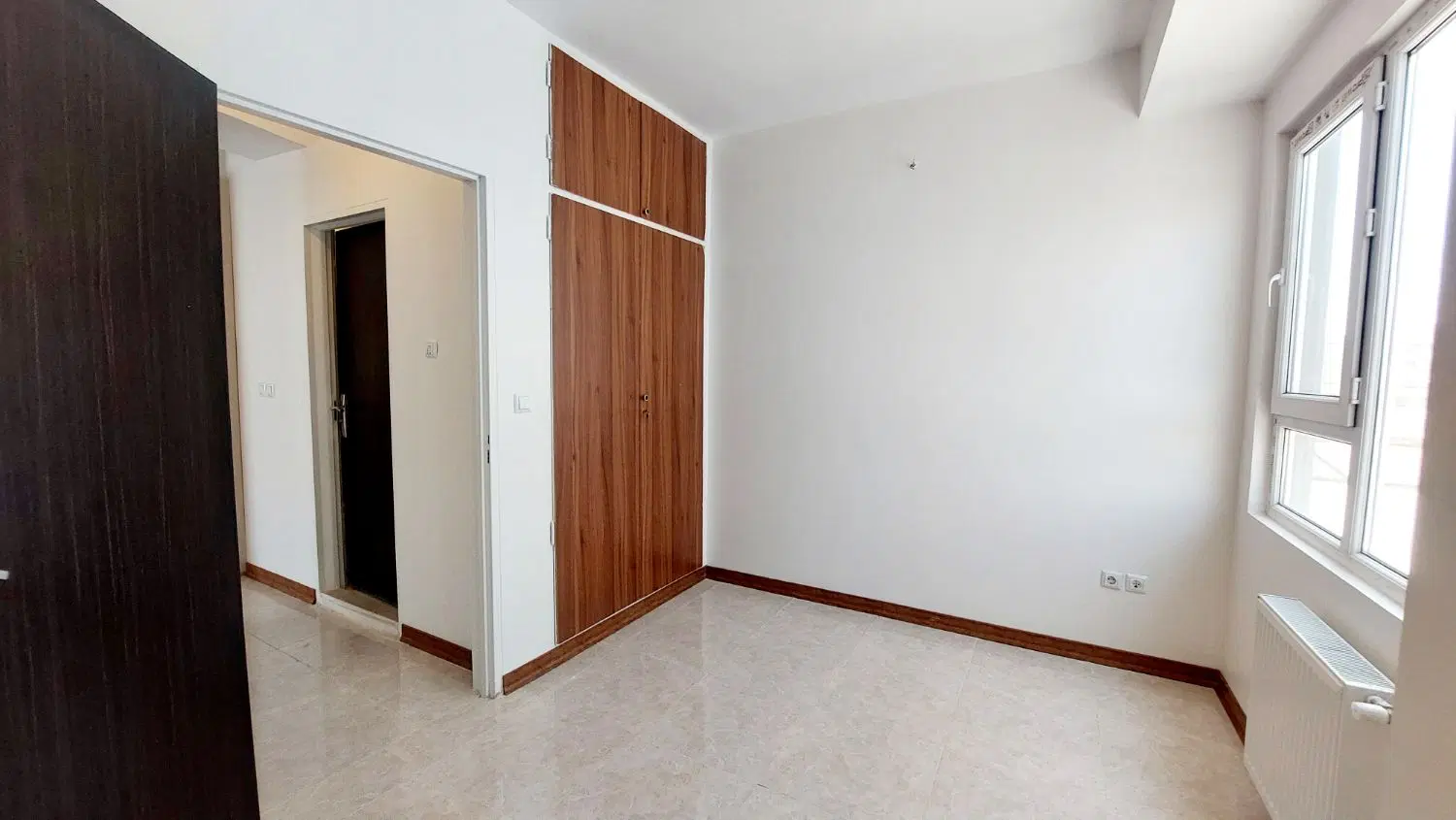 92 متر ۲ خواب تاپ لوکیشن شهرک ناز کلید نخورده