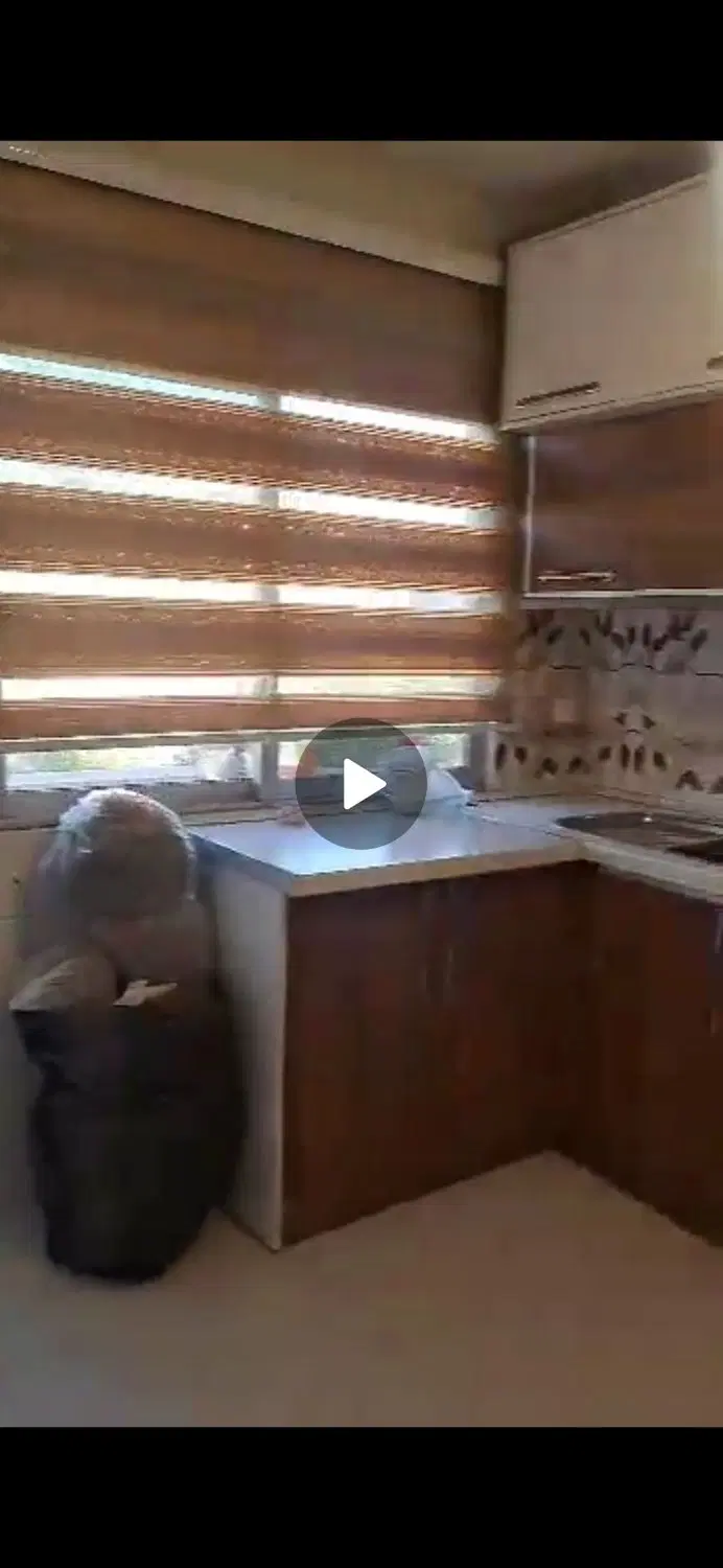 ۱۰۰ متر تکواحدی، سیدخندان