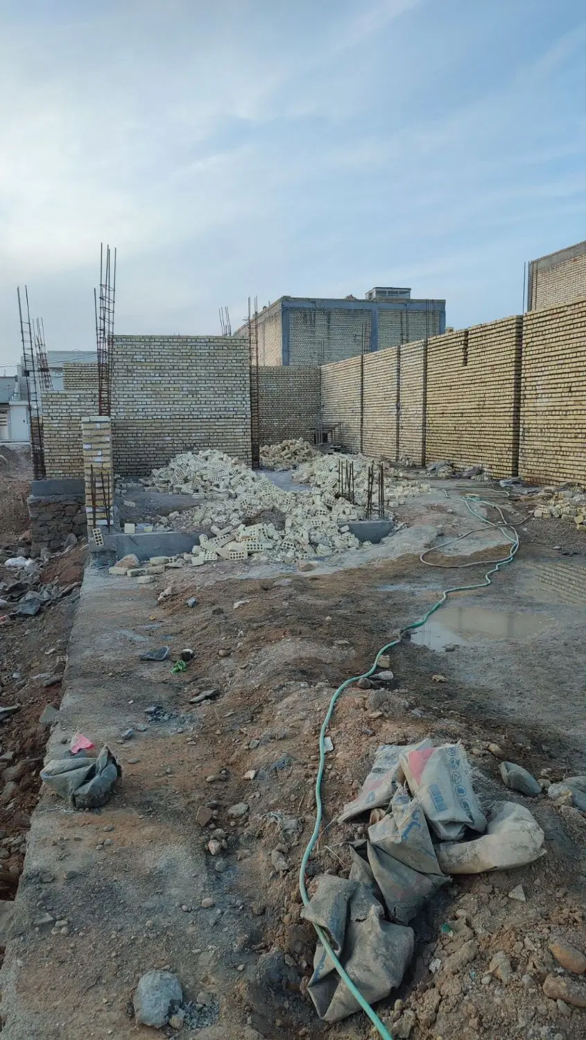خانه پوش شده سه خوابه همکف خ نگهداری