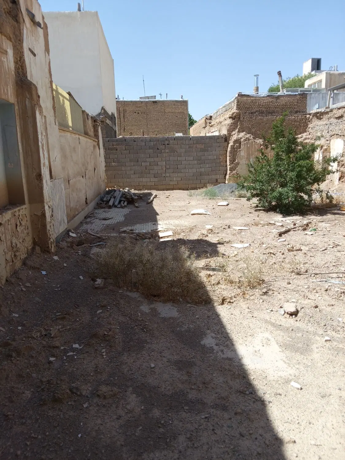 زمین مسکونی محدوده هفده شهویور شرقی