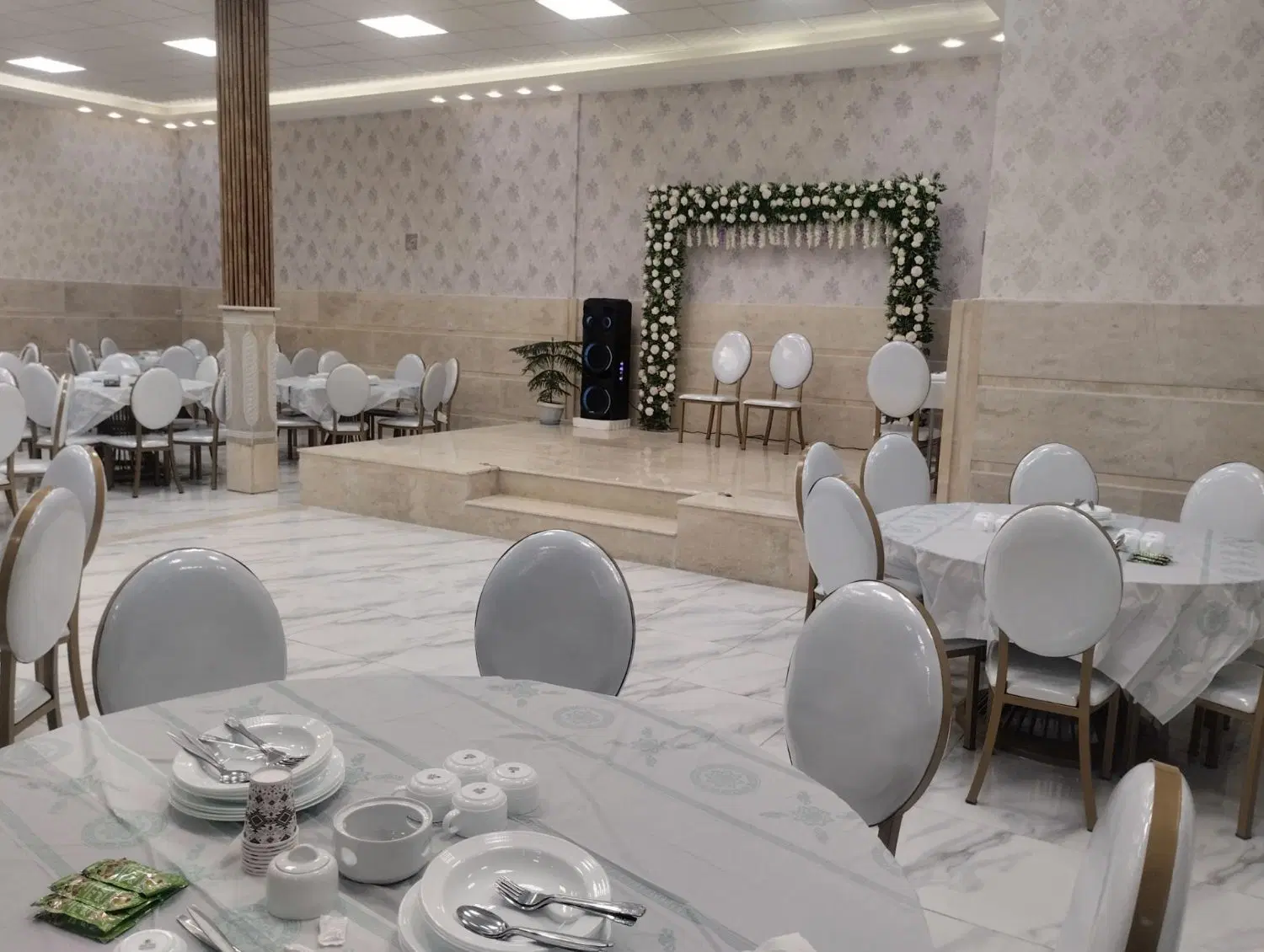 فروش رستوران تالار