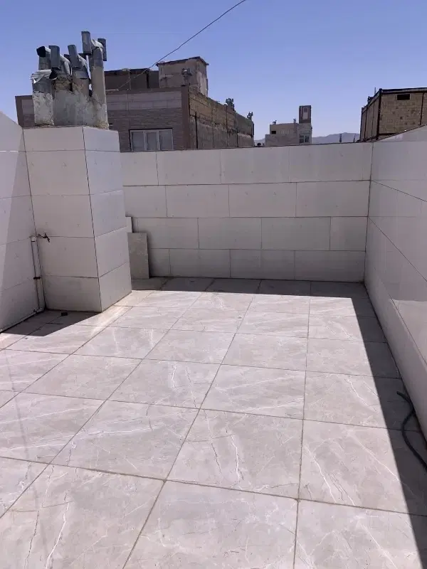 خانه شیک و حیاط دار در هدایت