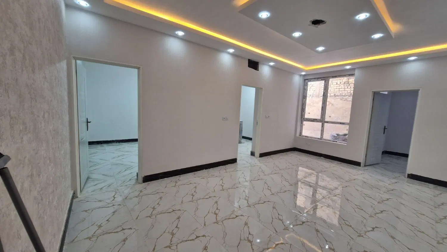 واحد 3خواب با اسانسور و پارکینگ