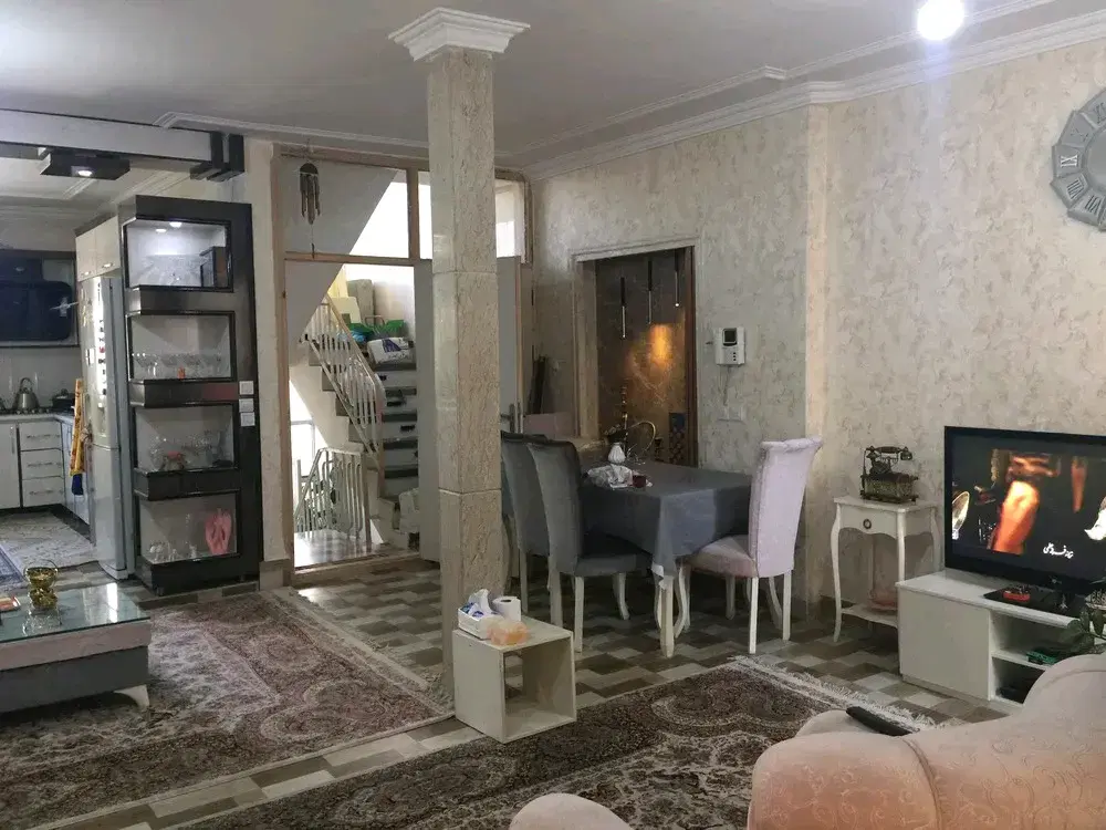 فروش حیاط لوکس وکیلی