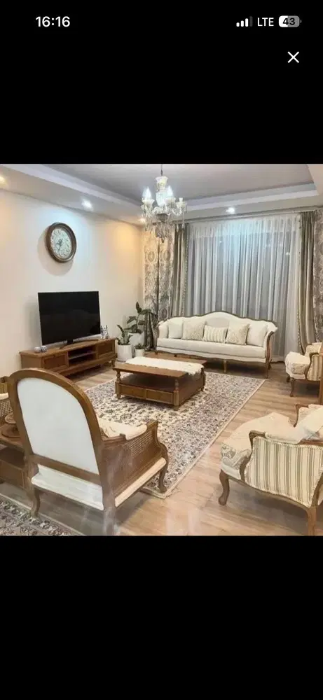 همخونه‌ی خانم