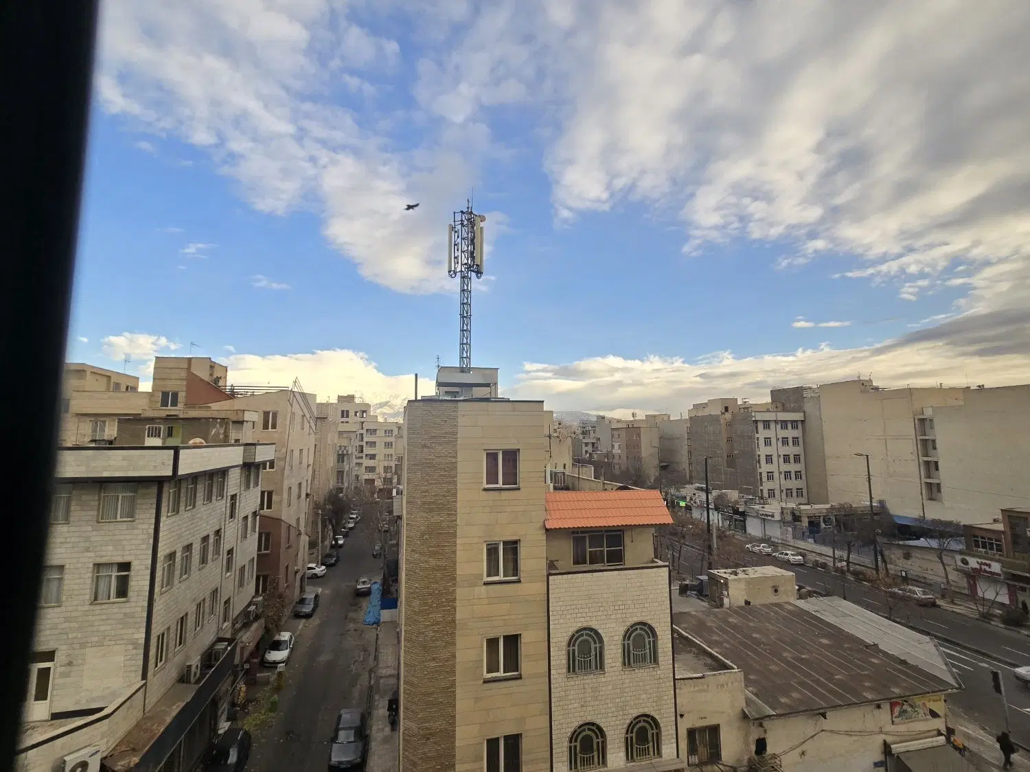 زیر زمین