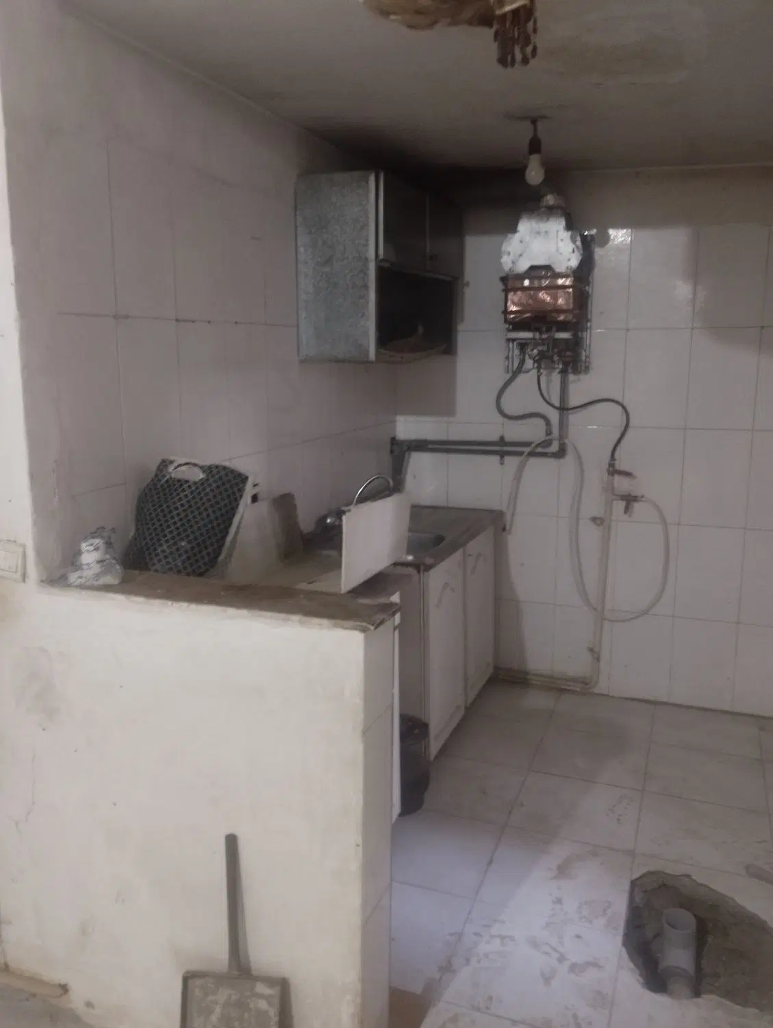 خانه به متراژ۷۰متر درآی آب،برق،گاز