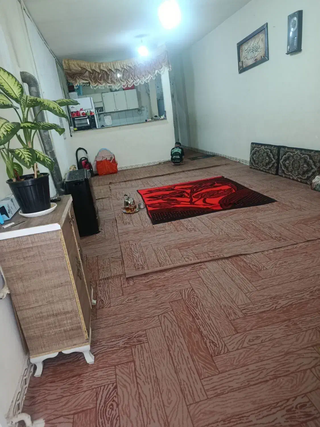 طبقه دوم  حیاط دار تخلیه فوری شریف اباد