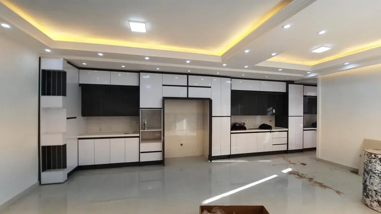 ۱۱۵ متر نوساز ، فول امکانات، بلوار خرمرودی