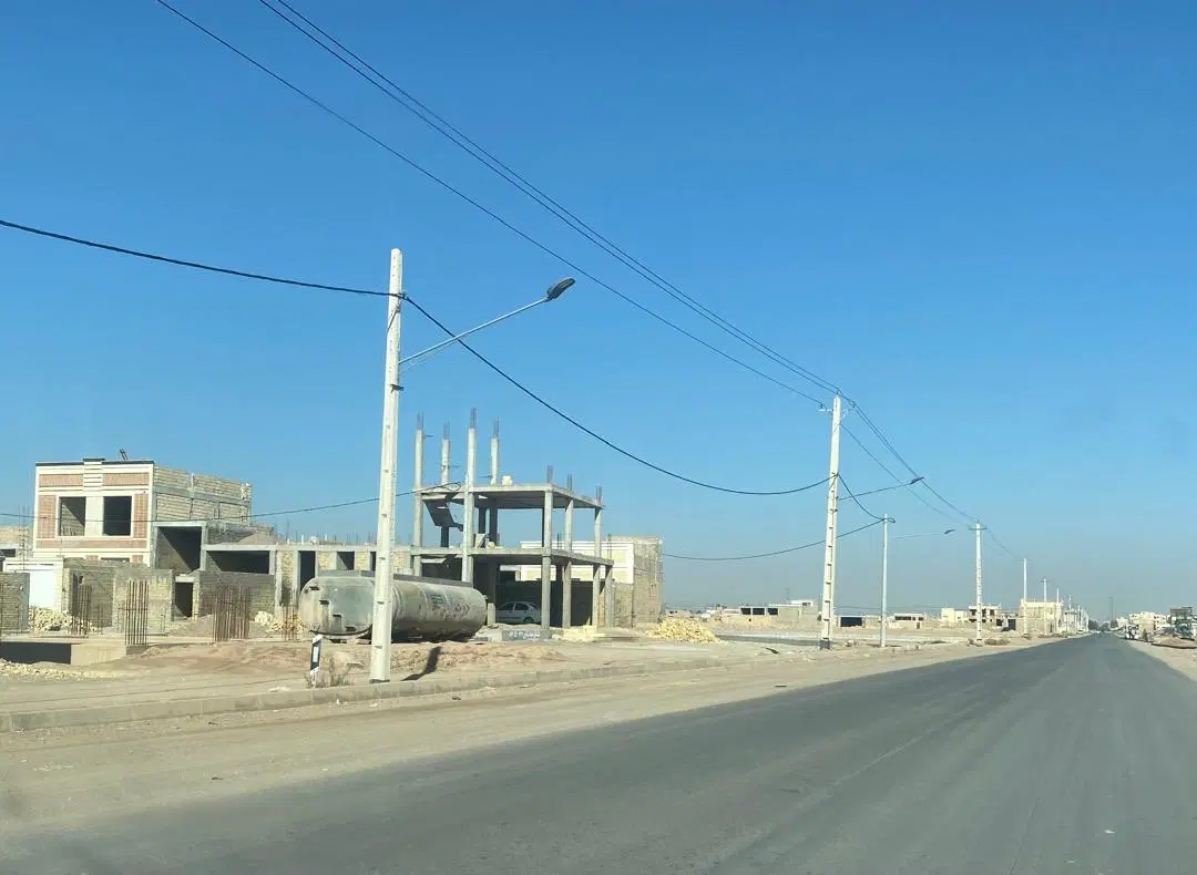 فروش زمین تجاری بلوار جهاد به سمت ایوان مال