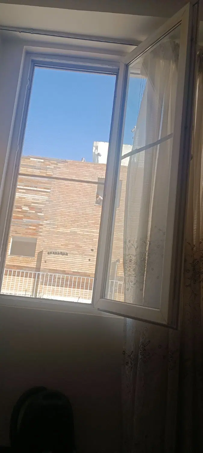 دو واحددوخوابه100متری نوساز پلاک دوم خیابان معراج