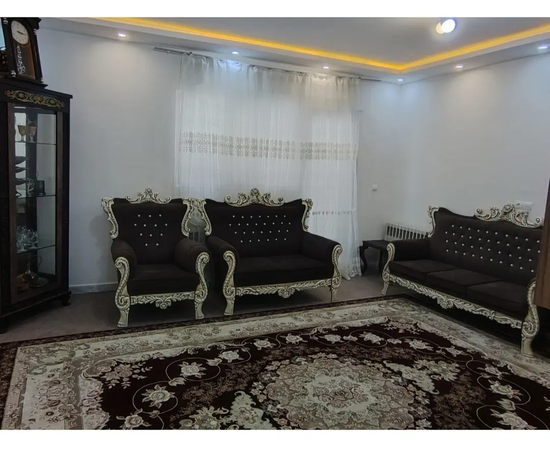 فروش یک واحد آپارتمان شیک 85متری فاز2