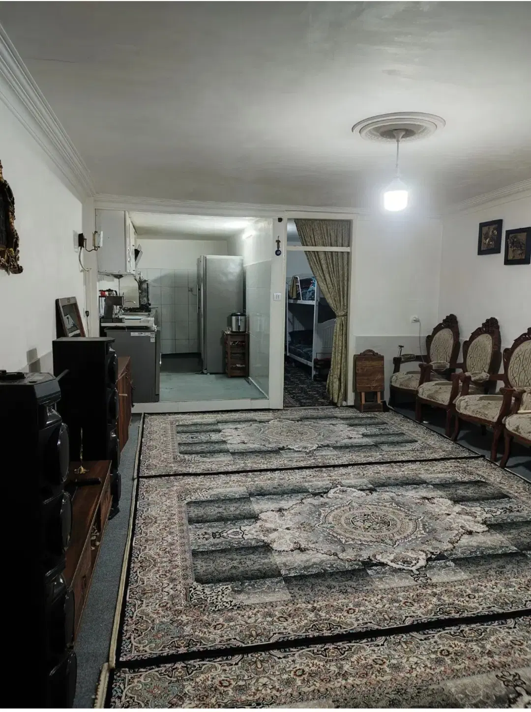 خانه ویلای مدارک