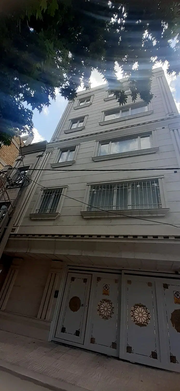 اپارتمان ۱۱۰متری نوساخت