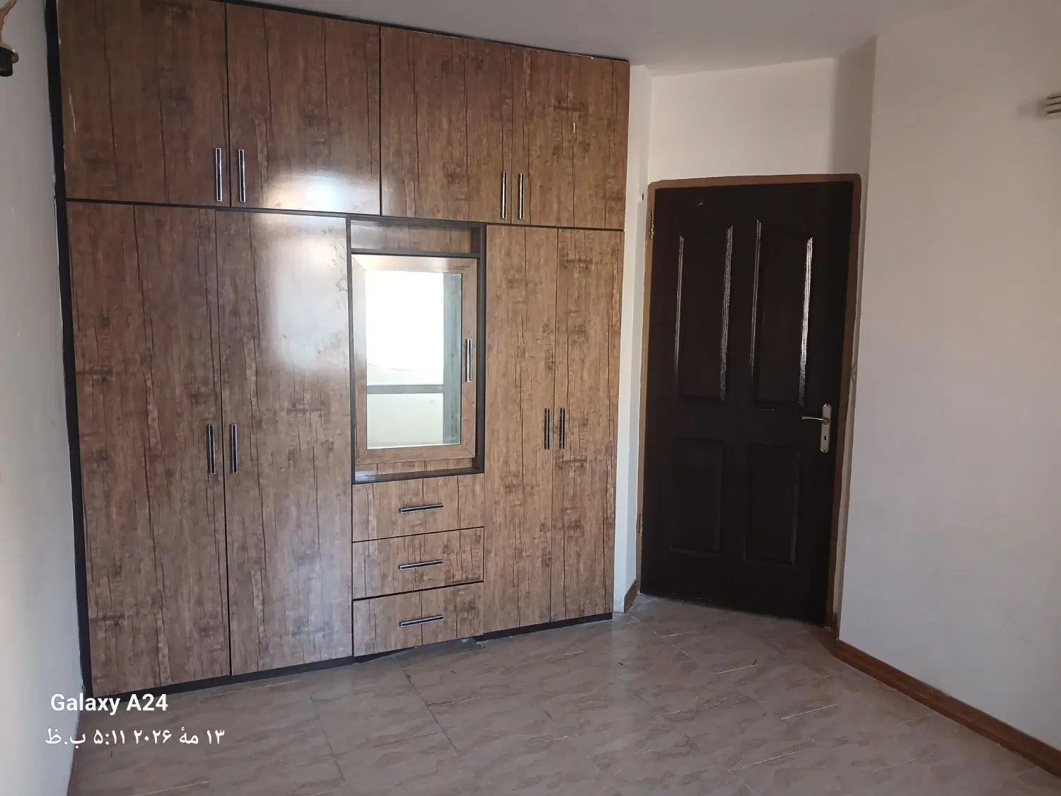فروش یک باب آپارتمان CNGواقع در خمینی شهر