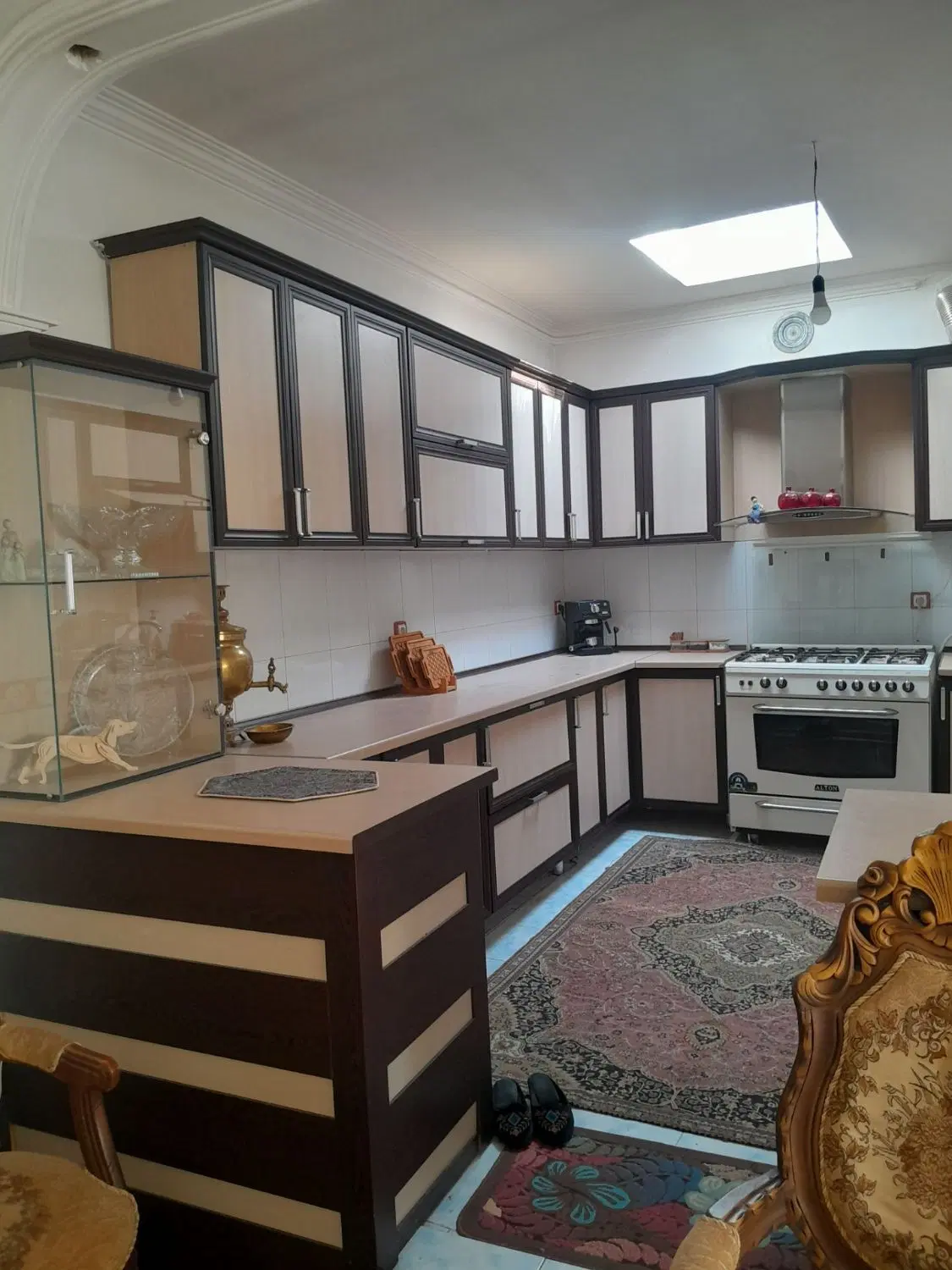 اجاره واحد مسکونی  طبقه دوم