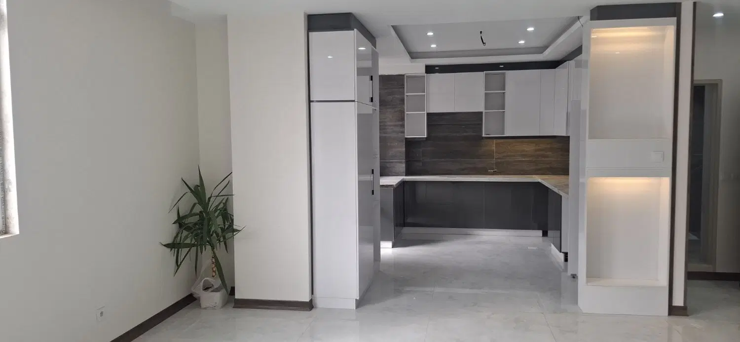 آپارتمان 150 متری غرق در نور مهندسی ساز