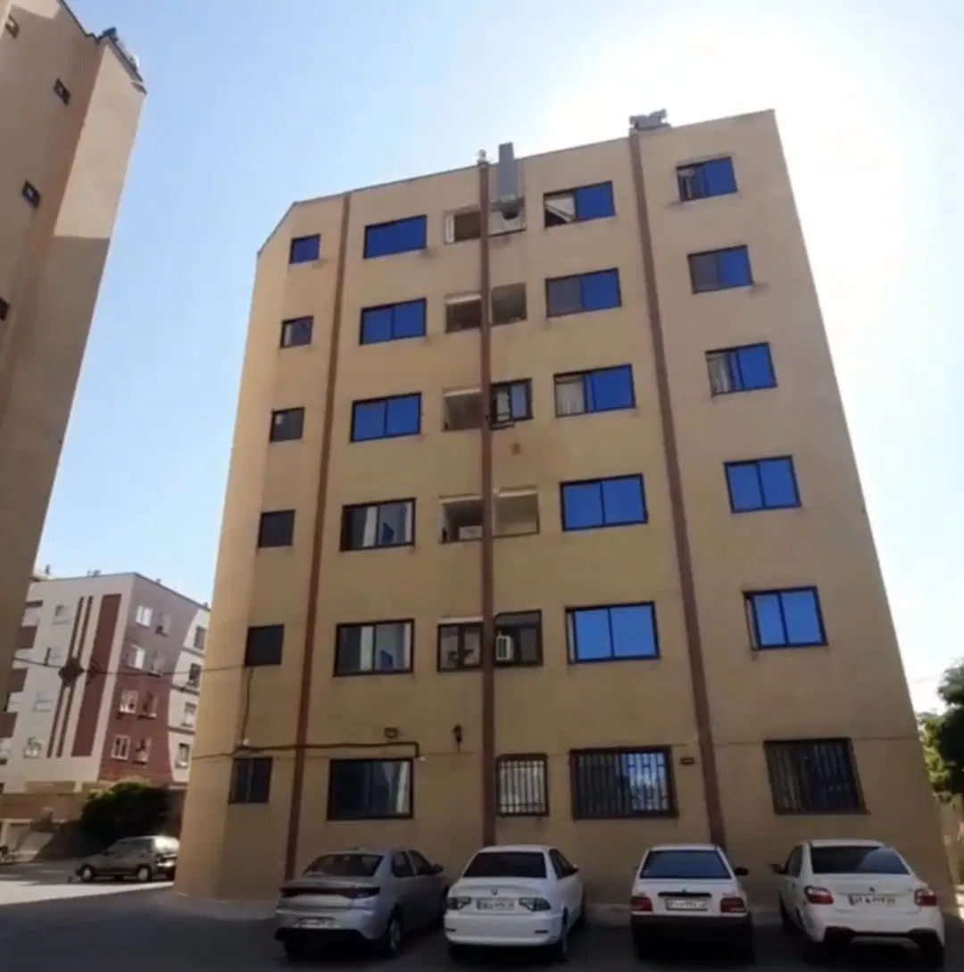 آپارتمان دوخوابه ۷۵ متری سجادیه ۴ با اسانسور