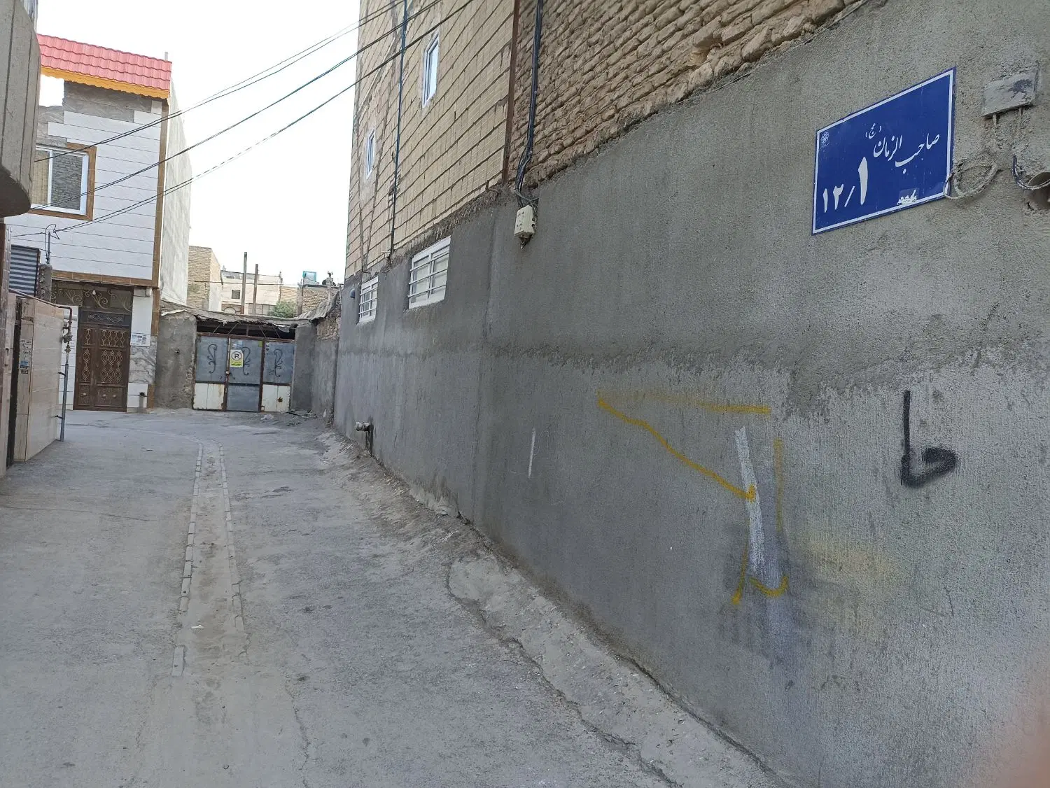 زمین مسکونی طرق