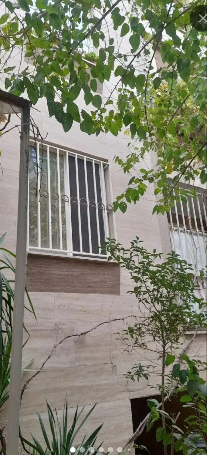واحد ۶۹ متری میدان امام رضا (گلبرگ غربی)