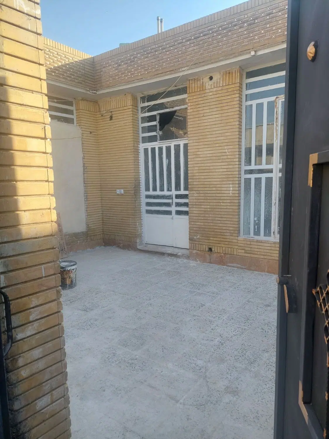 فروش فوری منزل بیست متری فاضل