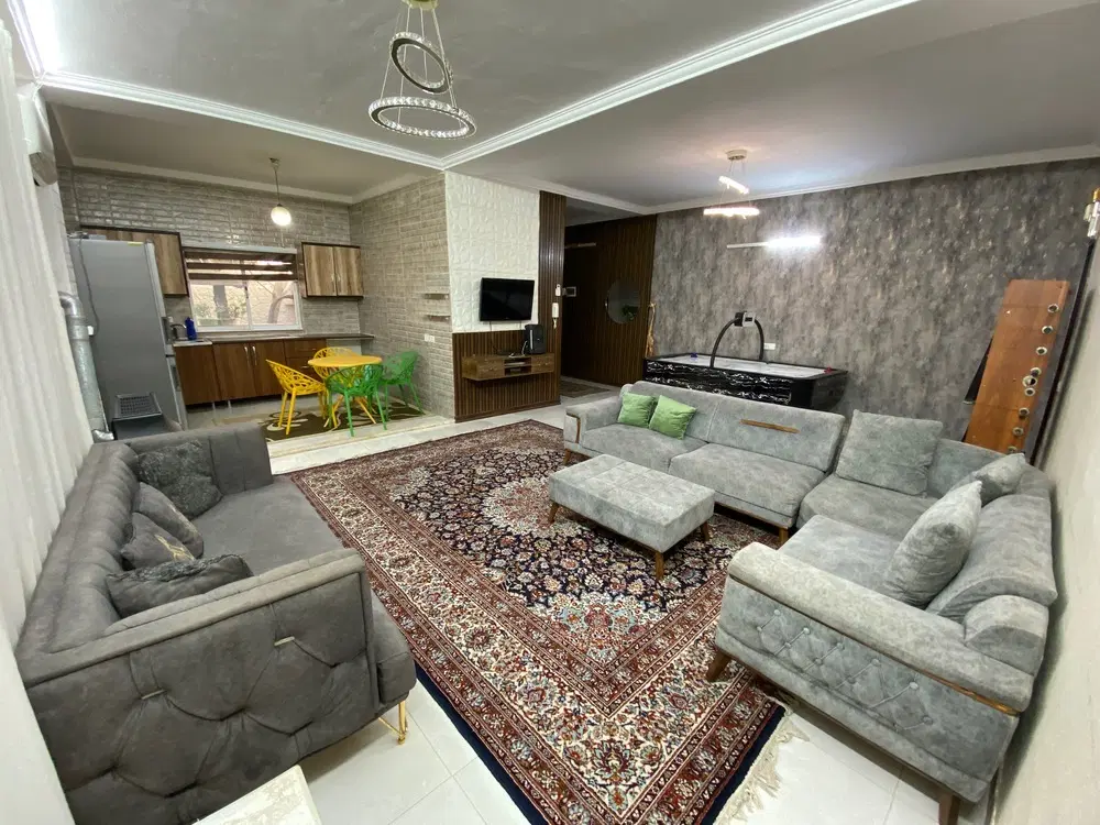 ویلایی استخردار