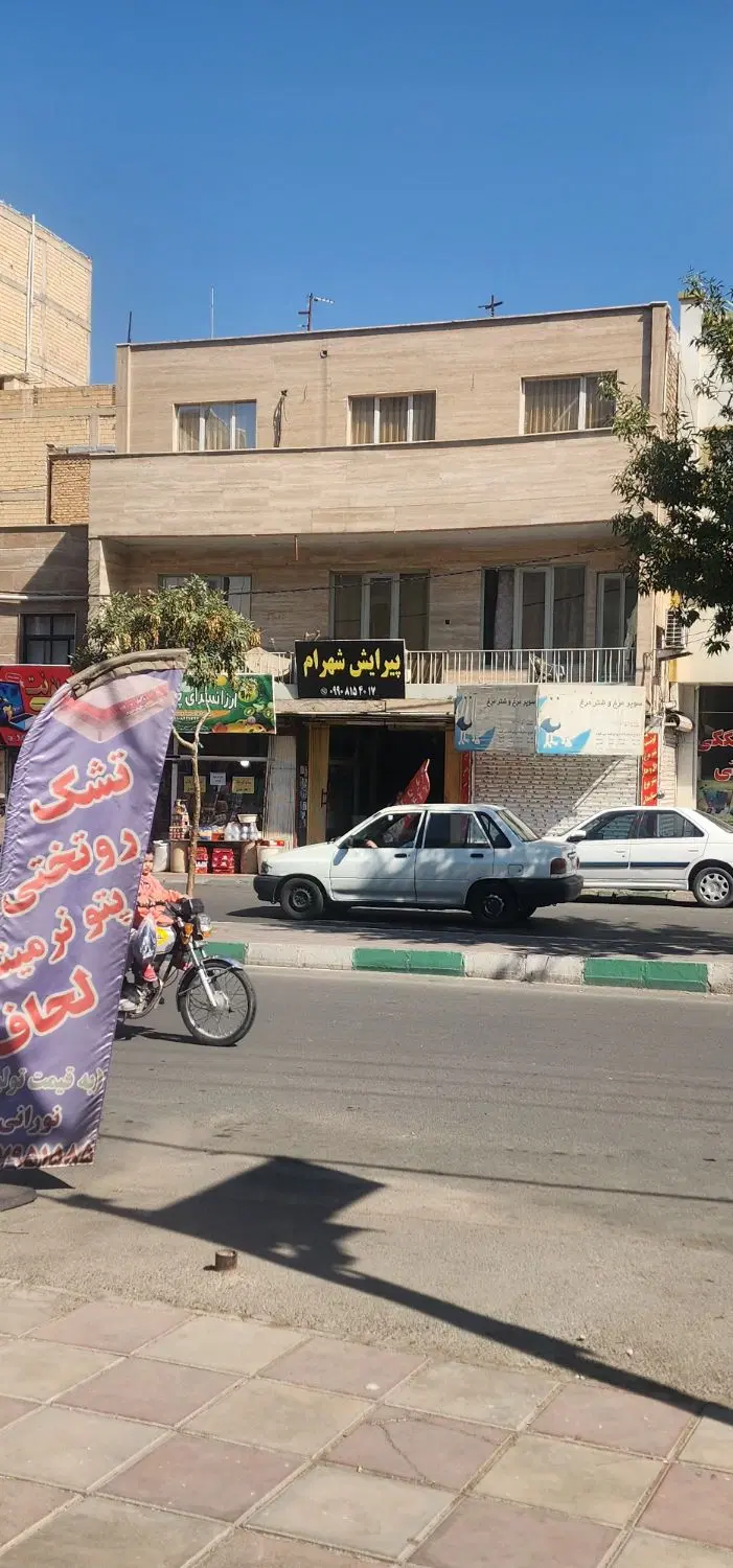 یکبار مغازه داخل پاساژ