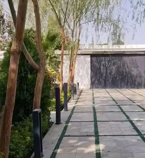 اپارتمان لوکس و تکمیل ۳ خواب