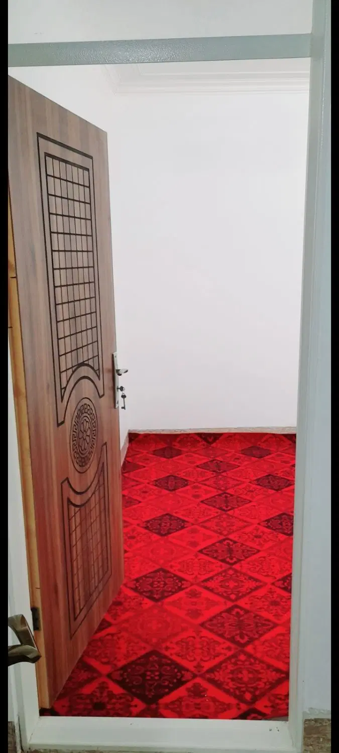 اجاره واحد مسکونی طبقه دوم آسانسوردار