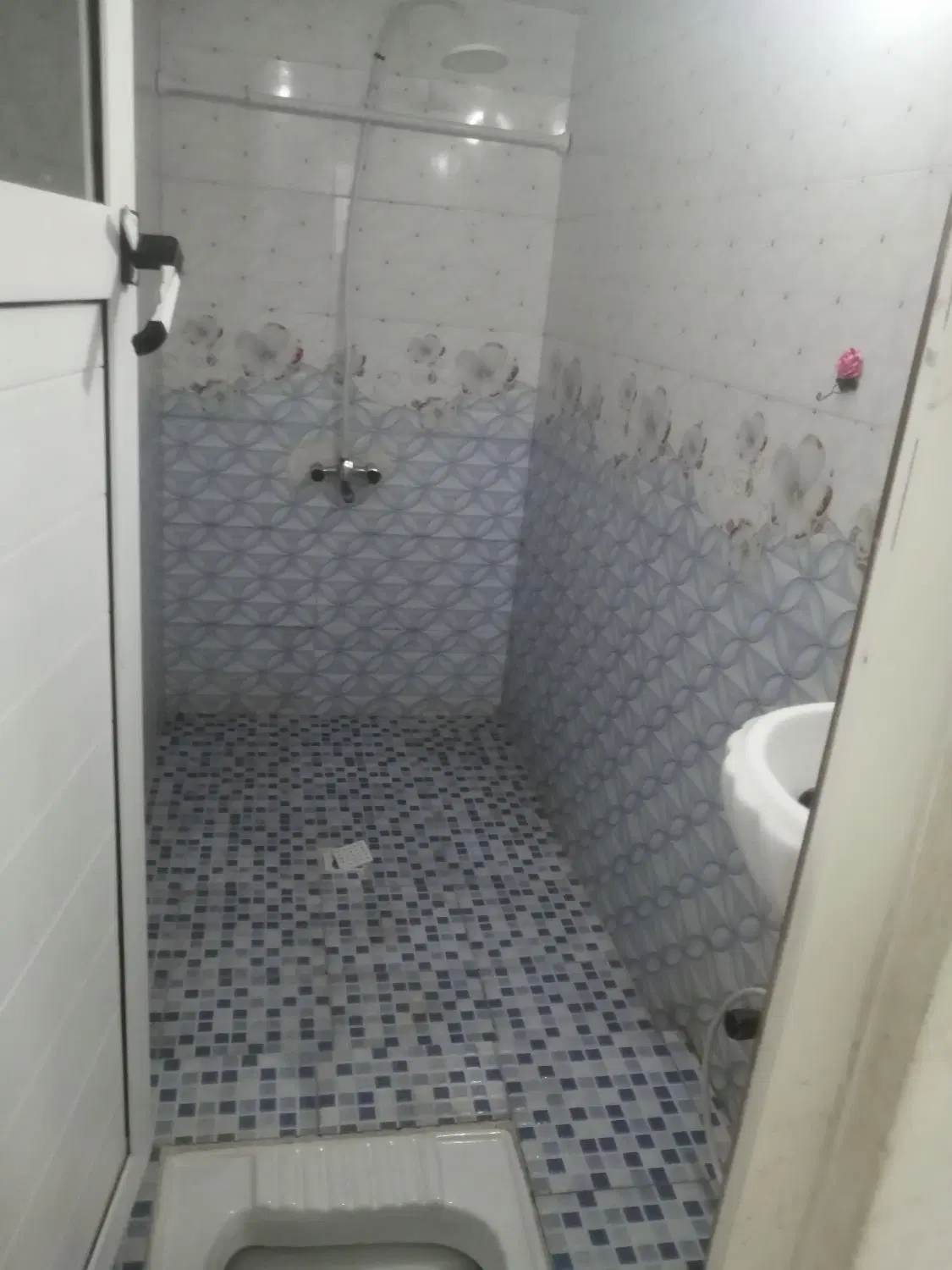 منزل آباد طبقه همکف 60متری