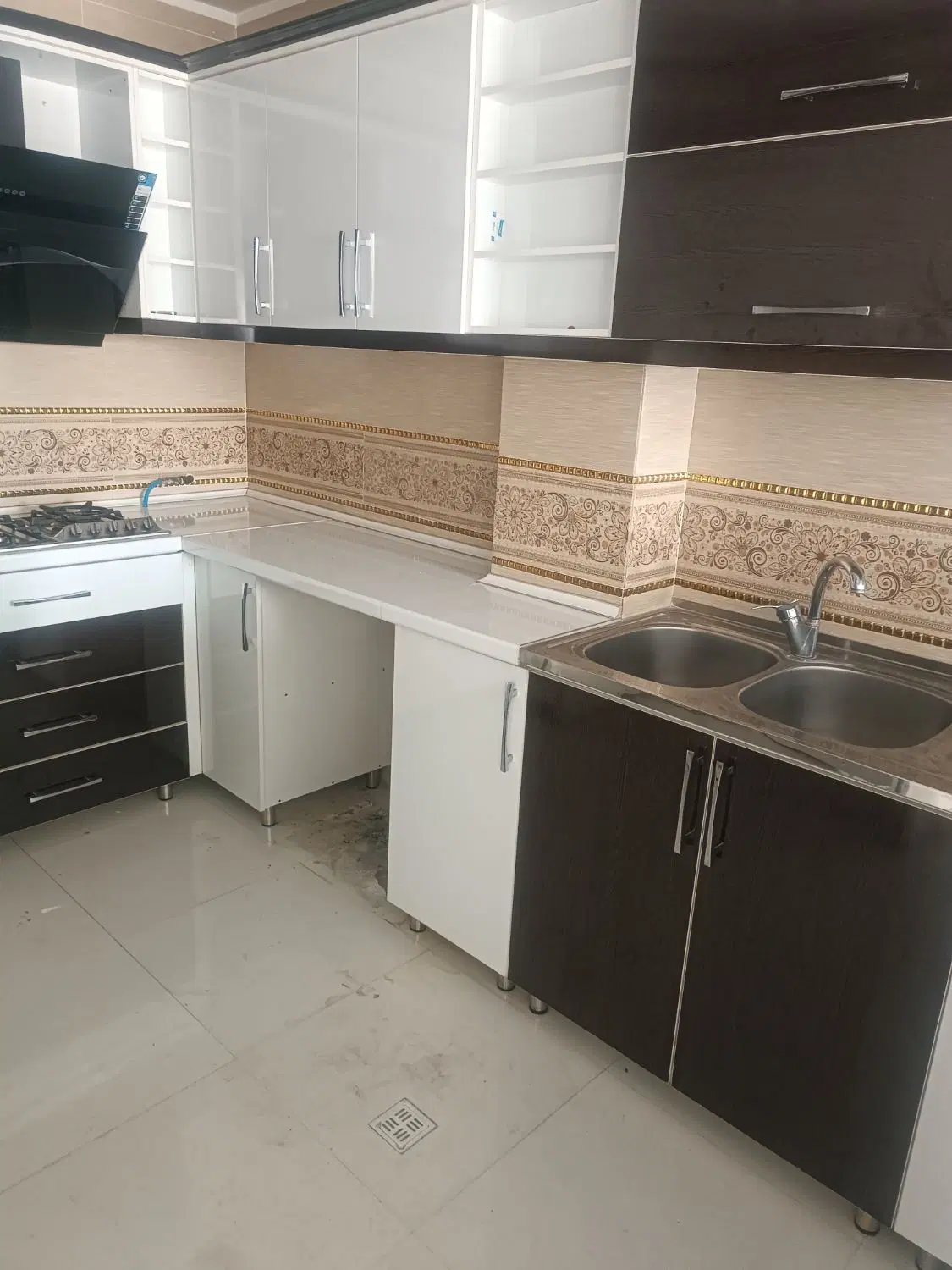 آپارتمان 3خوابه