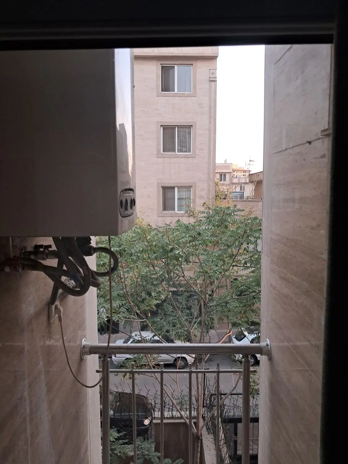 آپارتمان ۱۰۶متدی شهرک فدهنگیان