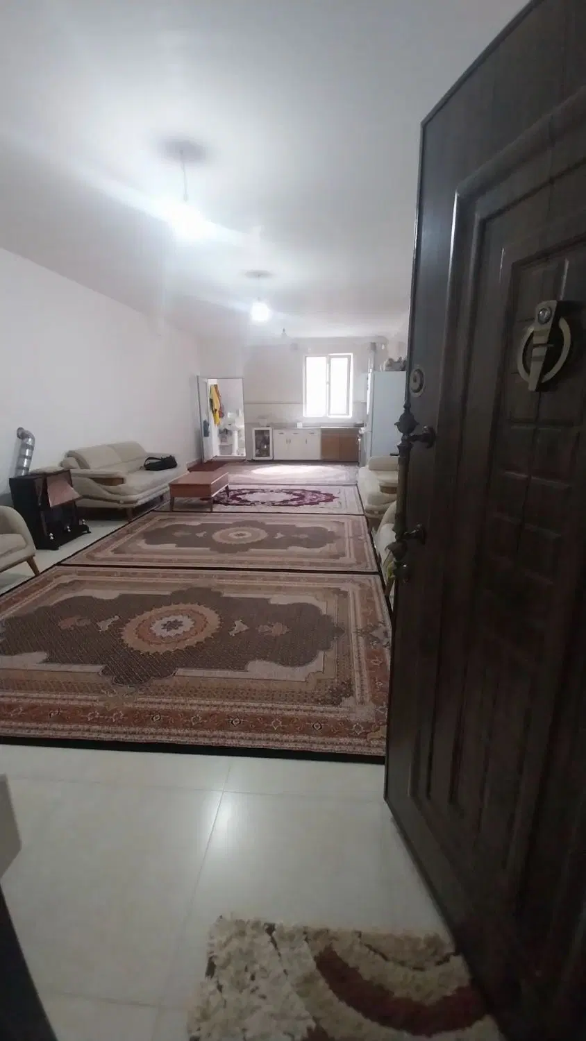 منزل مسکونی ویلایی تمام اسکلت آهنی
