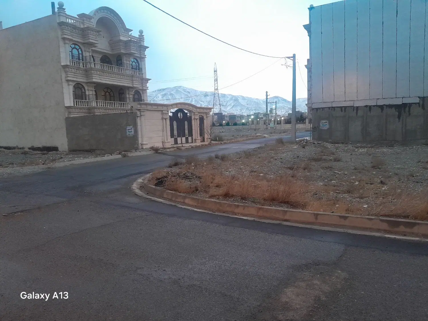 فروش یک قطعه زمین