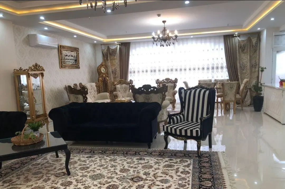۱۵۷متر ۳خواب ۳سال ساخت__نزدیک حاشیه امامت__ فوری