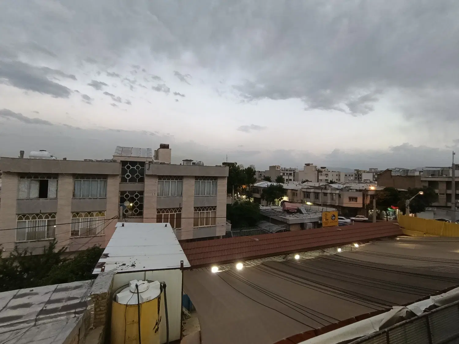 آپارتمان سه خوابه منوچهری