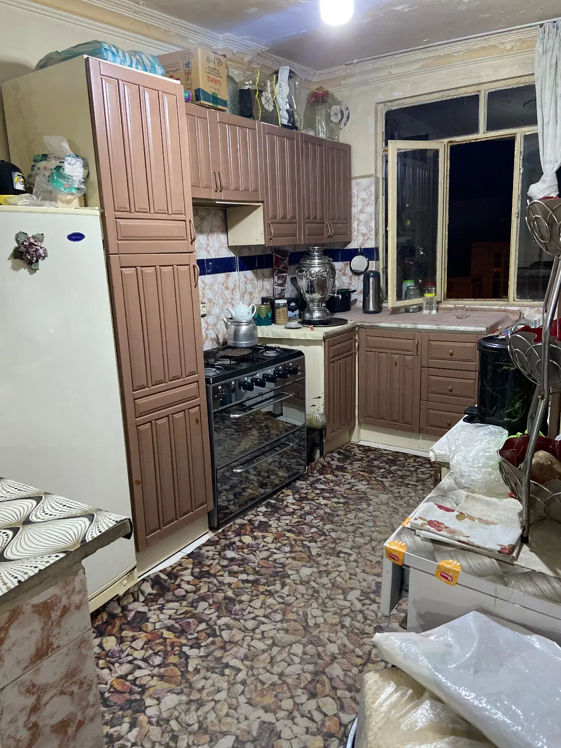 فروش یک واحد اپارتمان ۹۰ متری