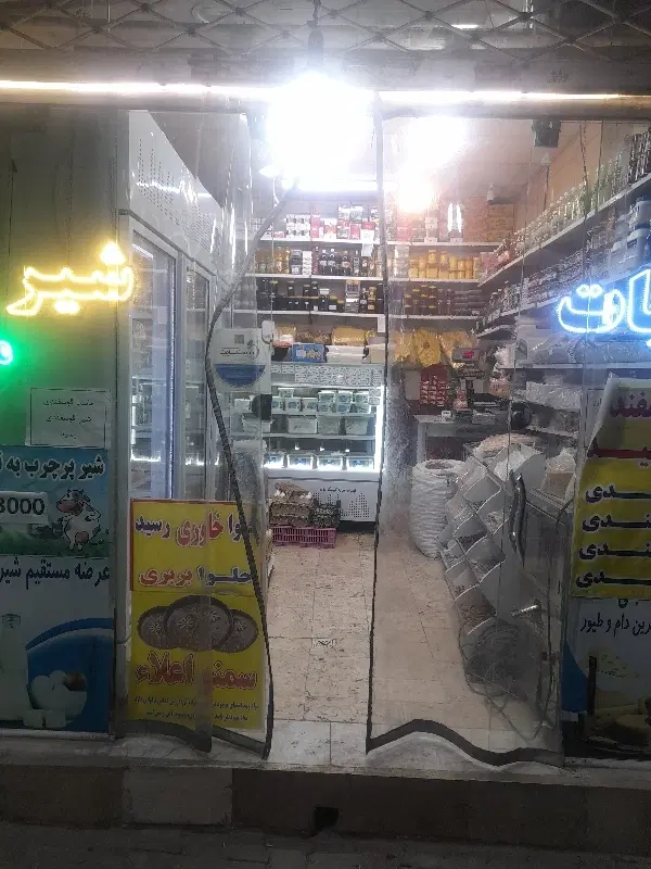 مغازه ۱۴ متری جهت رهن و اجاره نبش،موسوی،قوچانی ۲۶