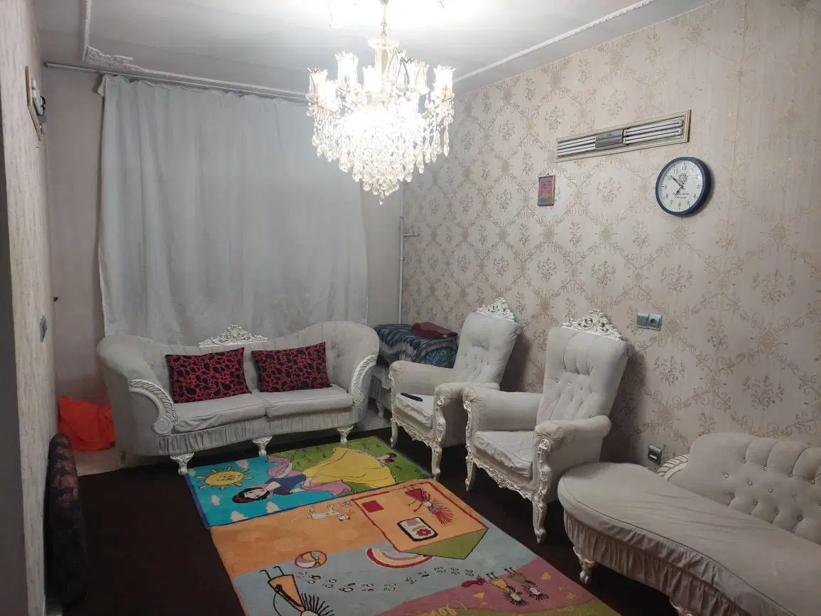 اجاره آپارتمان ۷۵ متری تک واحد حیاط دار