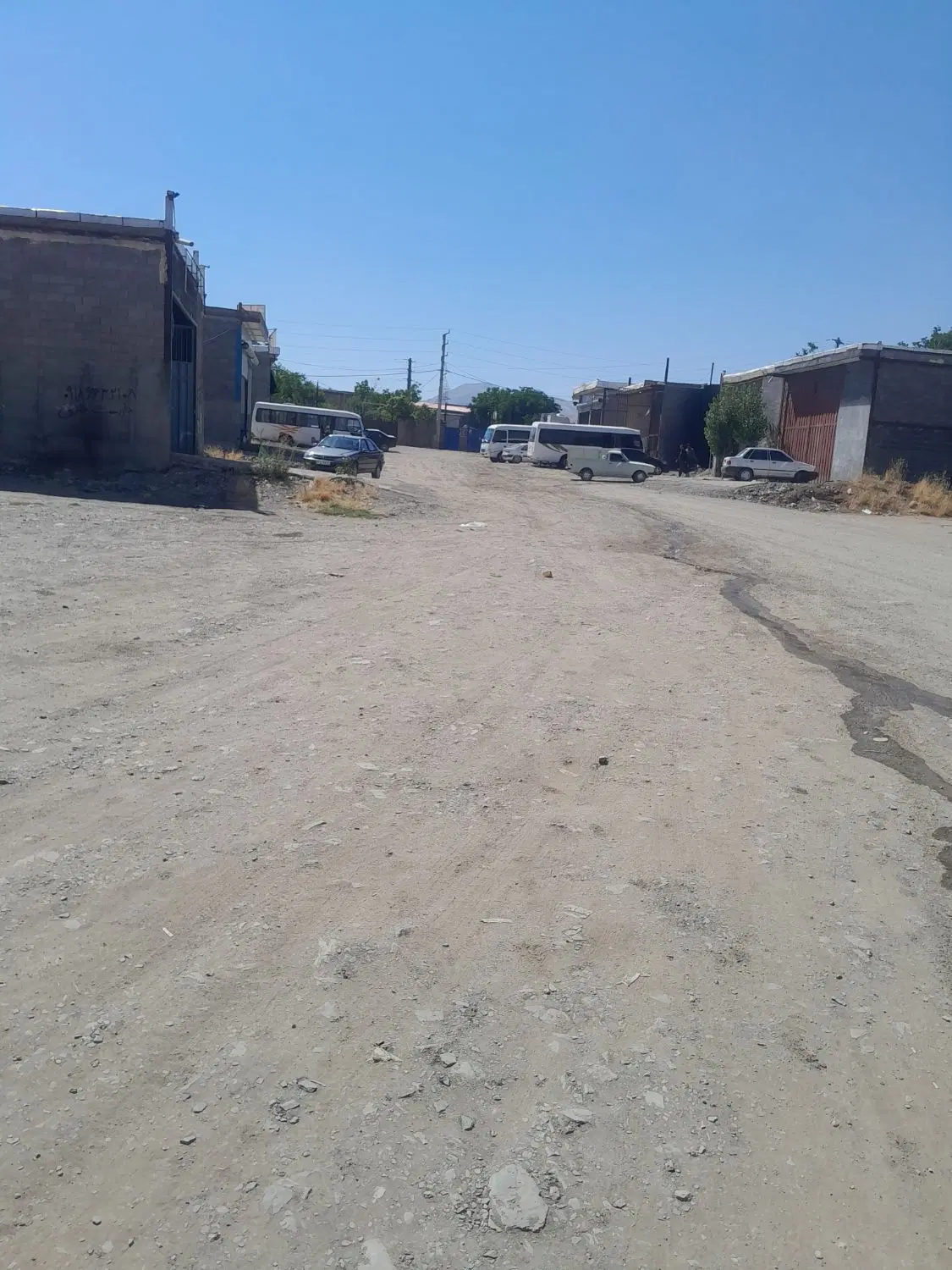 زمین تجاری جنب تالار زور خیابان25متری