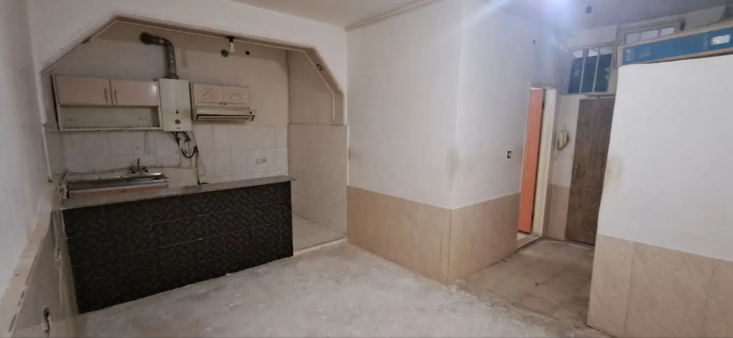 فروش آپارتمان طبقه همکف