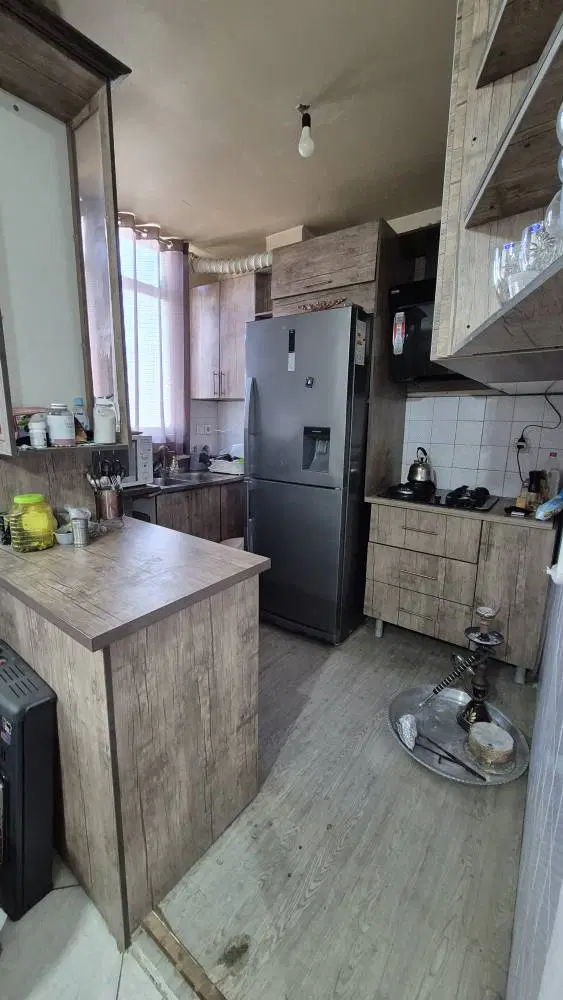 واحد ۷۰متری کلا نور درخیابان پیروزی