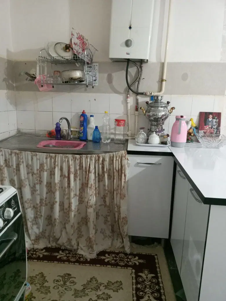 خونه در آخر اخمقیه کوچه شش متری