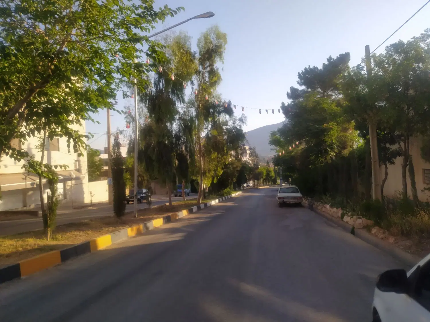 زمین زیباشهر