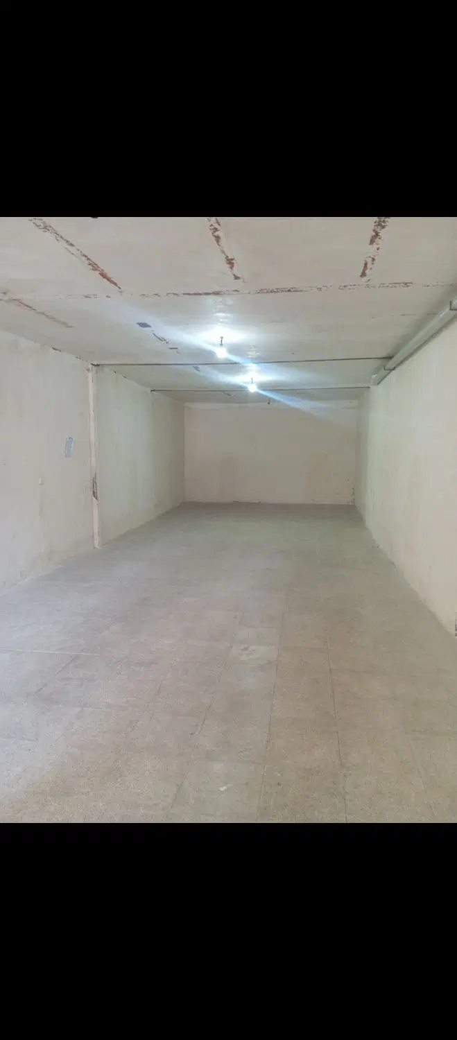 زیر زمین100متری