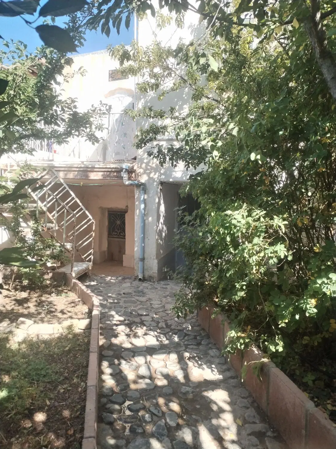 خانه باغ فروشی